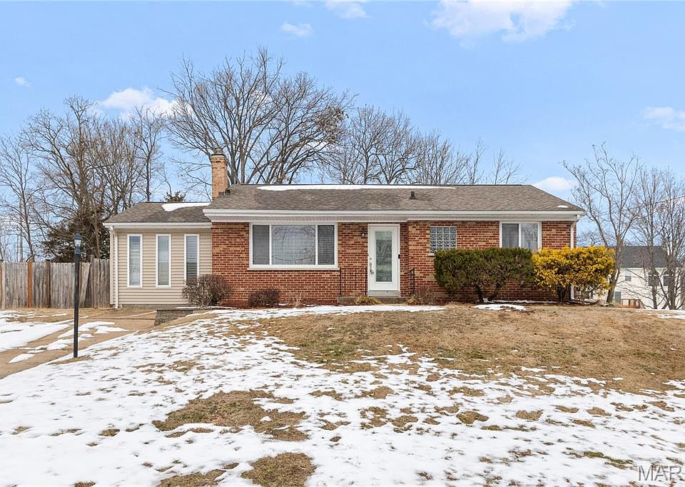 1st image of 155 Susan Rd