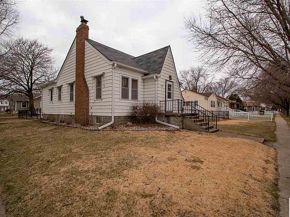 2nd image of 4301 Tyler St