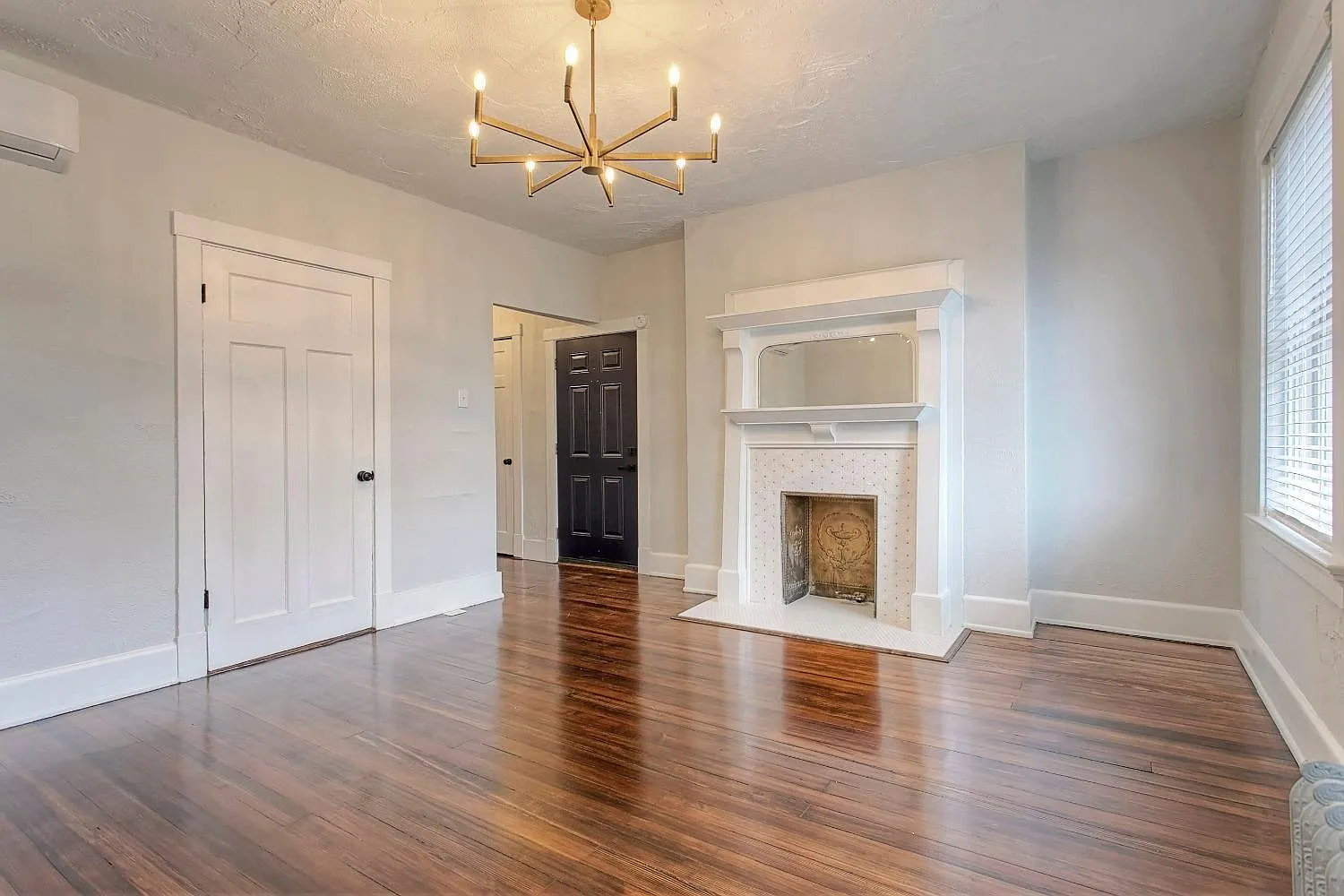 1 bed, $1,100 — Photo 1