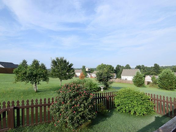 4th image of 1861 West Ct