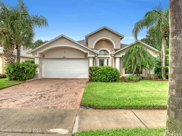 800 Sunset Lakes Dr, Merritt Island, FL 32953