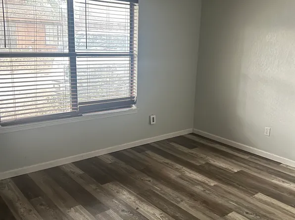2707 Donley St #2711, Pensacola, FL 32526