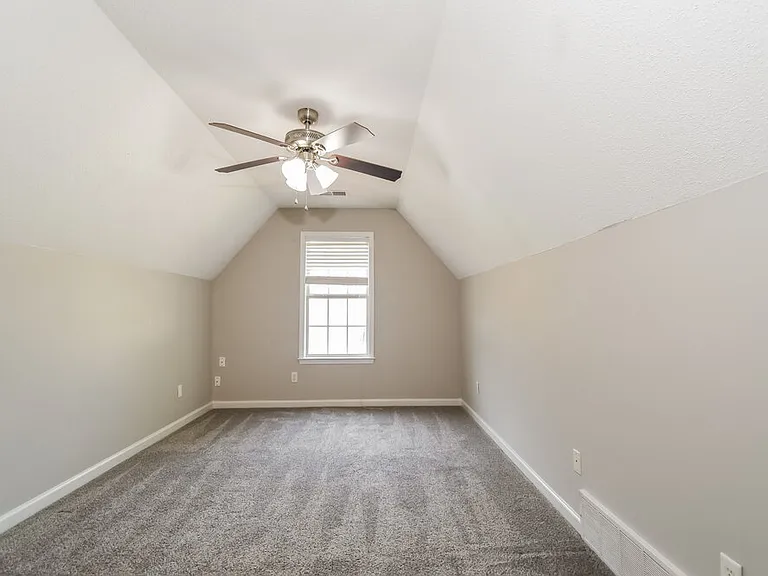 7510 Bakers Glenn Ln — Photo 14