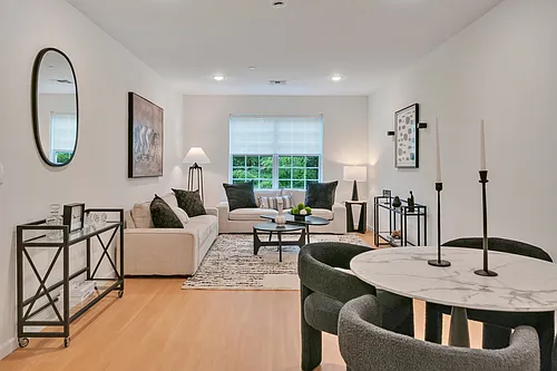 Floor plan 205