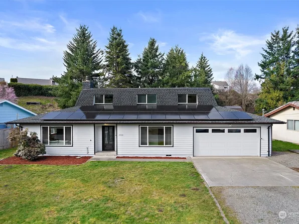 23530 SE 473RD Street, Enumclaw, WA 98022