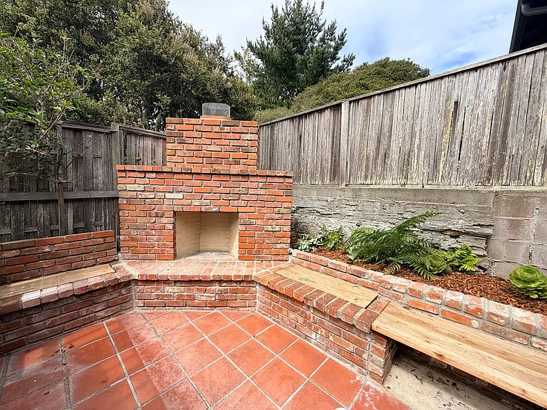 922 Maple St — Photo 49