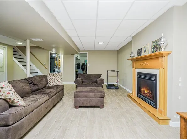 381 Burgher Avenue image 26 of 41