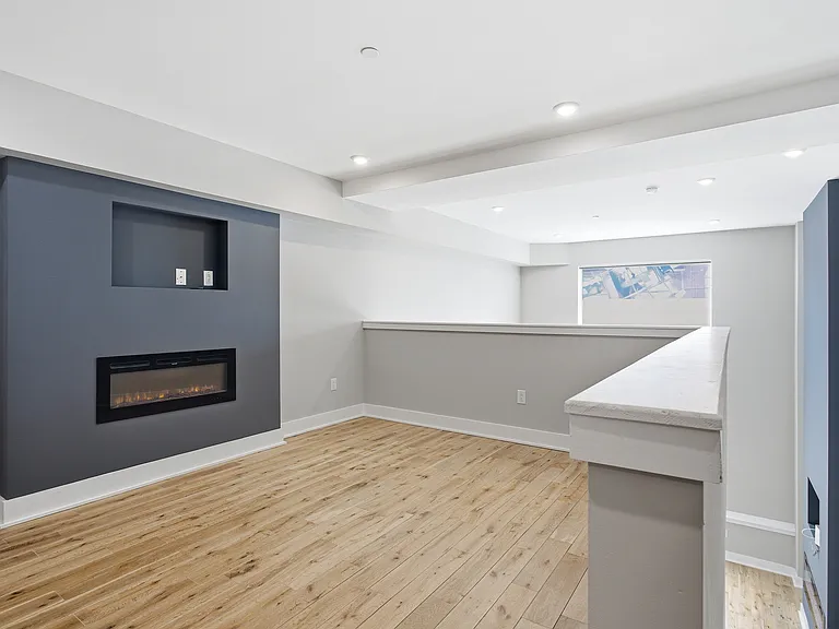 Veranda Apartments — Photo 14