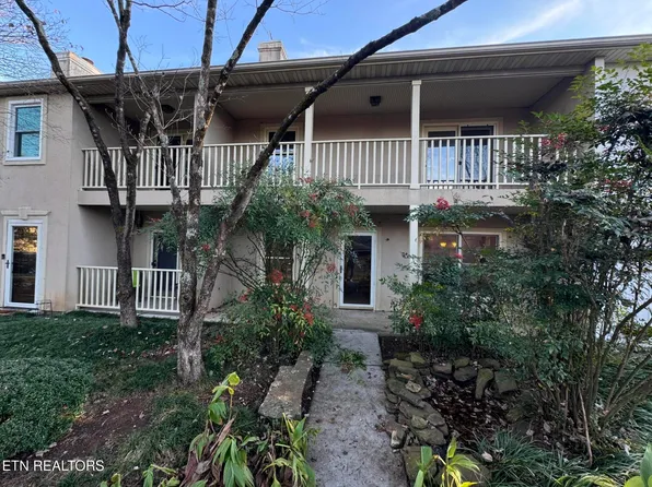 8619 Old Carriage Ct, Knoxville, TN 37923