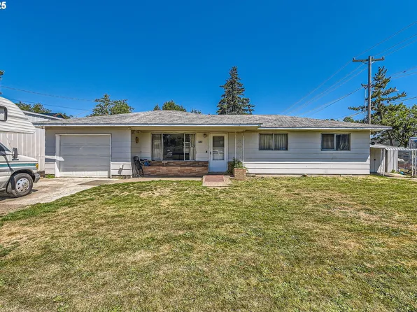 6135 SE Clatsop St, Portland, OR 97206