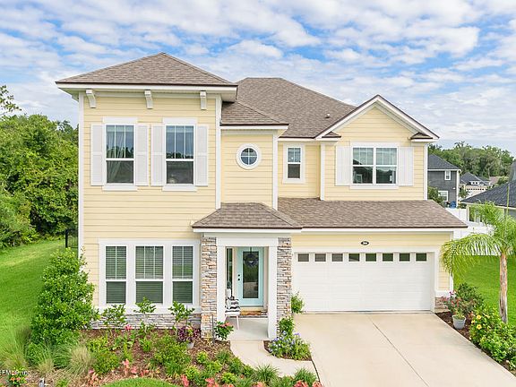 2nd image of 204 Sapelo Pl