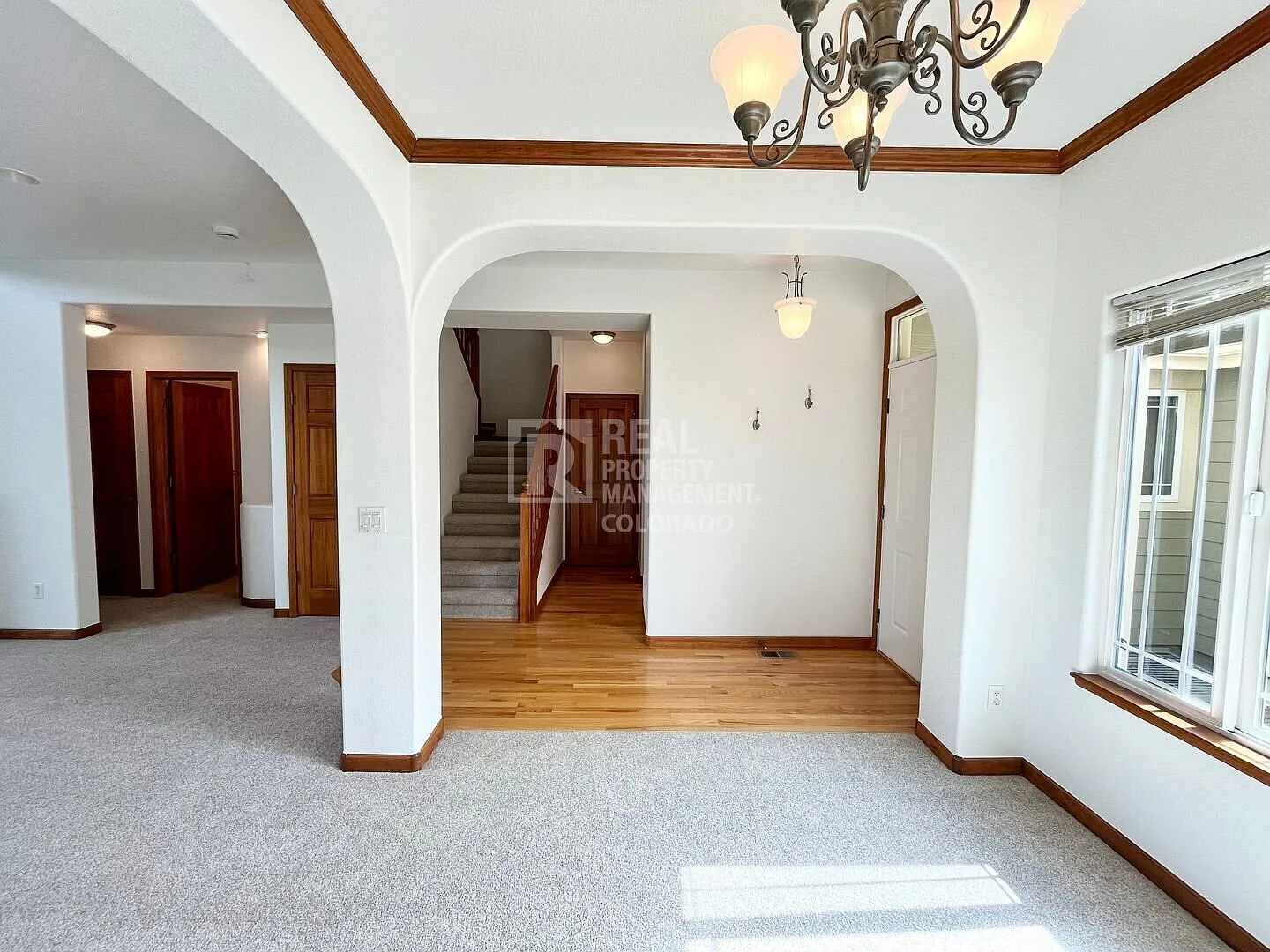 Spacious Southwest Fort Collins Townhome with A/C, Fireplace & 2-Car Garage in Poudre School Dist... — Photo 4