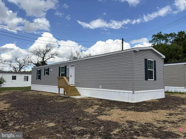1811 N Delsea Dr #3, Vineland, NJ 08360