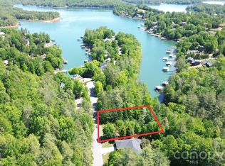 2 Lentz Landing Ln, Nebo, NC 28761