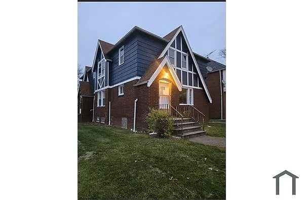 934 Ravine Dr photo 1