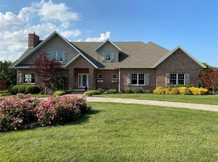 18935 Julie Rd, Lebanon, MO 65536