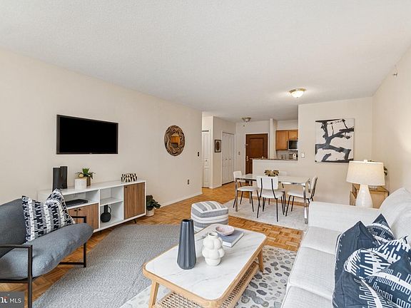 5th image of 7111 Woodmont Ave APT 316