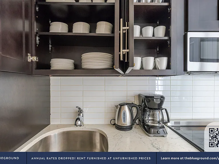 239 Elizabeth St #5 — Photo 8