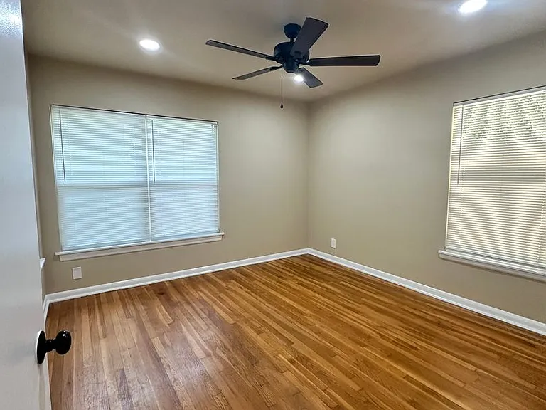 1234 S Brazos St — Photo 11