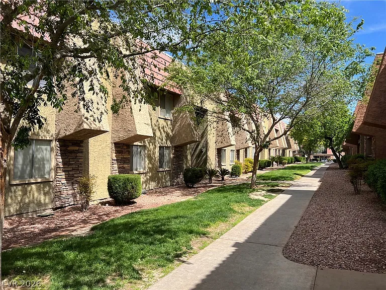 5080 Indian River Dr #360 — Photo 2