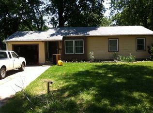 1006 Aspen Dr, Florissant, MO 63031