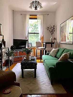 1st image of 55 W 68th St #3AA