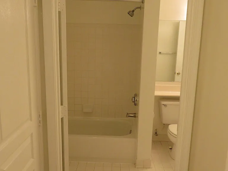 5565 Seminary Rd #208 — Photo 56