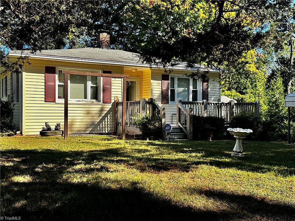 1st image of 107 Dillon St