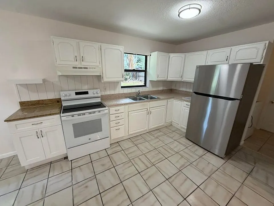 17359 Sapp Pl