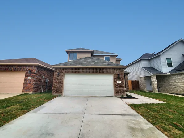 228 Michelle Dr, Grand Prairie, TX 75051