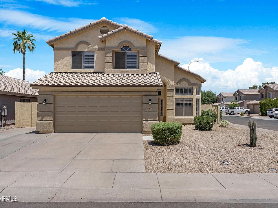 1st image of 980 E GARY Drive