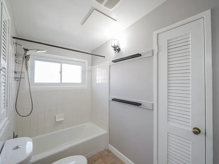 2303 Pinneberg Ave — Photo 15
