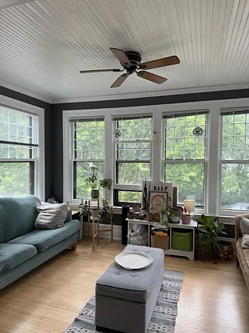 2729 Irving Ave S #2 — Photo 2