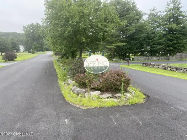 52 Spring Landing Boulevard, Wynantskill, NY 12198