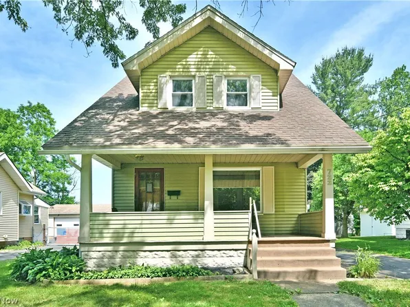 722 5th St, Struthers, OH 44471