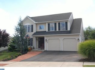 4 N Sandy Ln, Sinking Spring, PA 19608