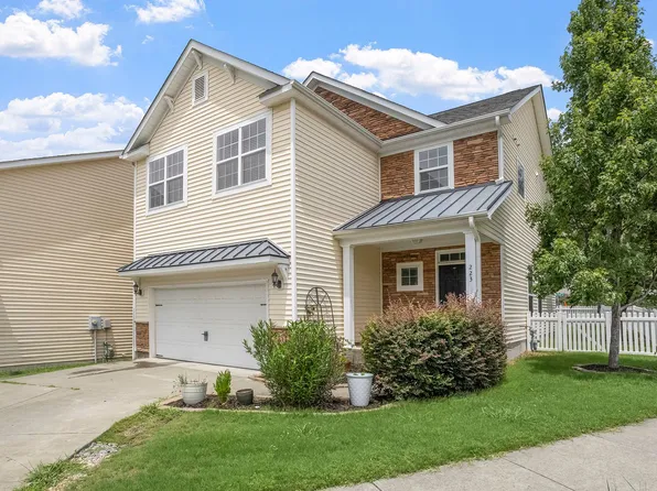 223 Station Dr, Morrisville, NC 27560