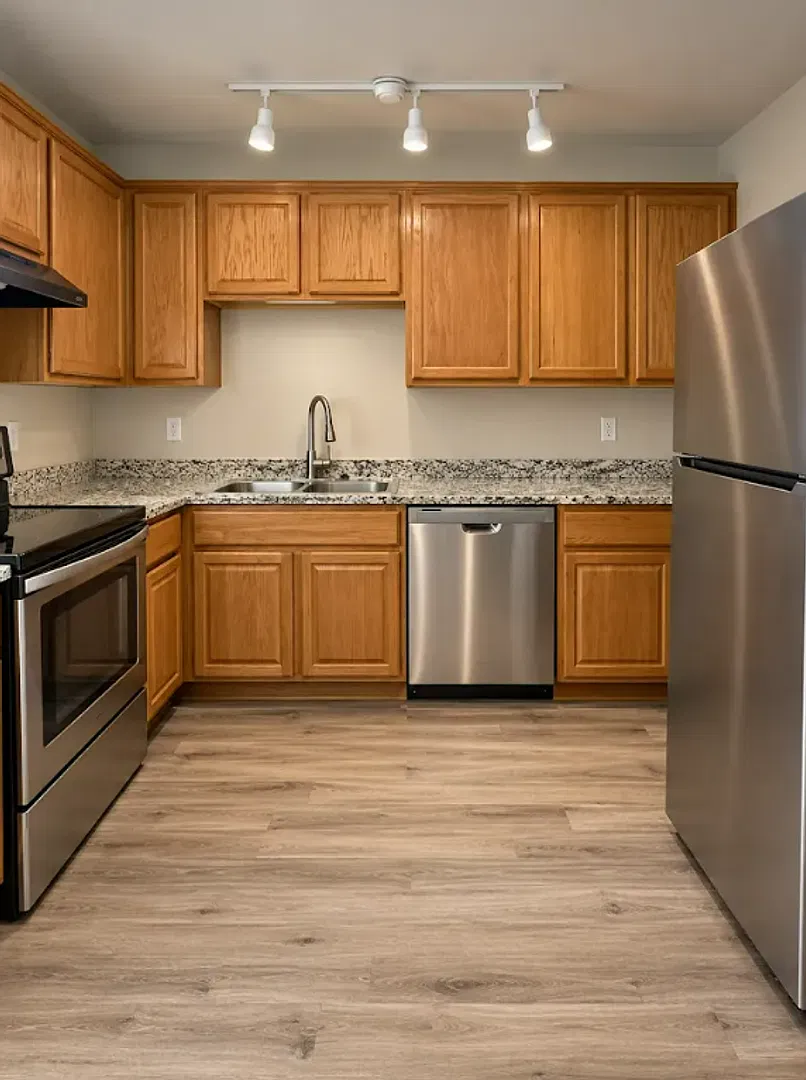 2 bed, $1,500 — Photo 2