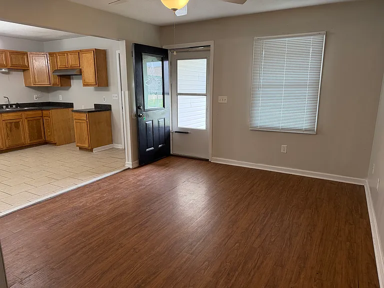 63 Myers Ave — Photo 9