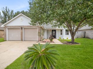 2054 Crane Rdg, Biloxi, MS 39532