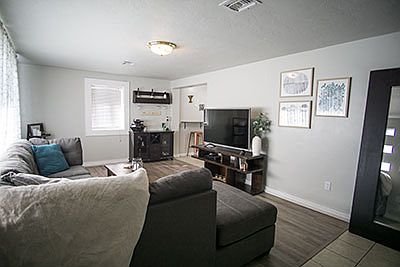 2nd image of 1563 K St