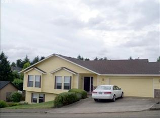 2345 NW Cabrillo Ct, Roseburg, OR 97471