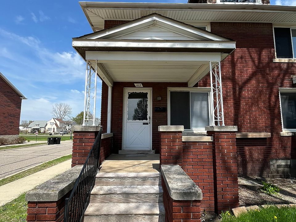 1st image of 162 Labadie St #2