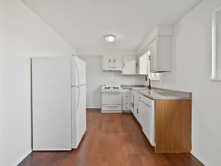 Baldwin Cathell Townhouses — Photo 9