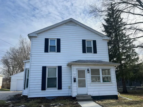 809 Kern St, Normal, IL 61761