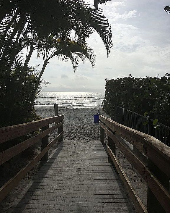 30 second walk 2 Beach