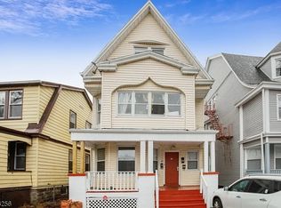 25 Nassau Pl APT 3, East Orange, NJ 07018