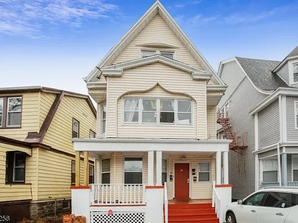 25 Nassau Pl APT 3, East Orange, NJ 07018