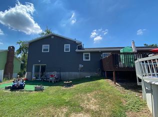 706 Newcastle Rd, Marshalltown, IA 50158