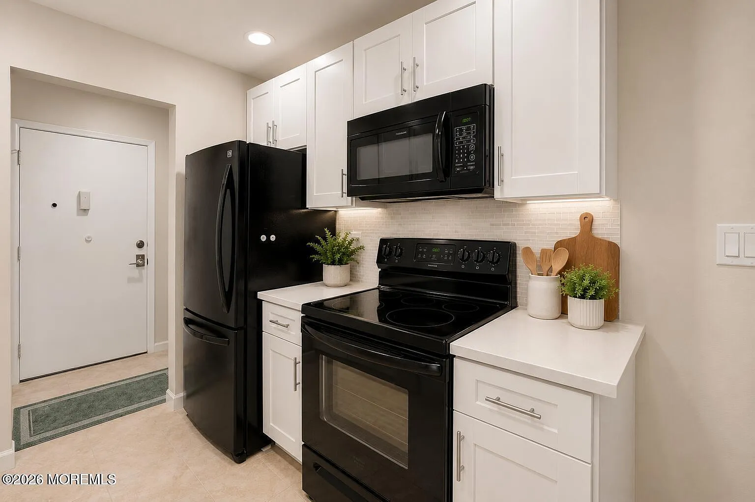 2 bed, 1130 sqft, $2,300 — Photo 2